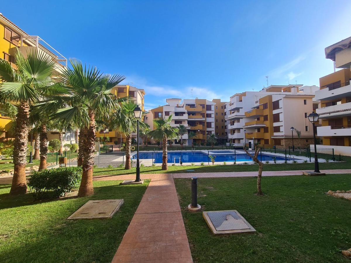 Apartament Magdalena Apartamento Torrevieja Exterior foto